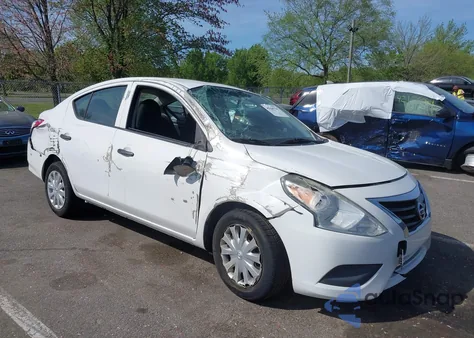 2015 Nissan Versa 1.6 S из США, поврежденный, VIN 3N1CN7AP0FL924665